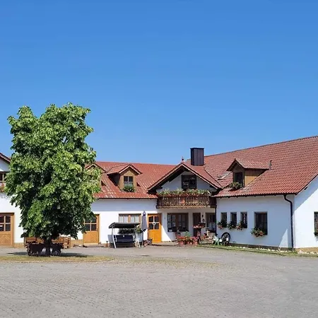 Bauernhof Nissl * Neunburg vorm Wald